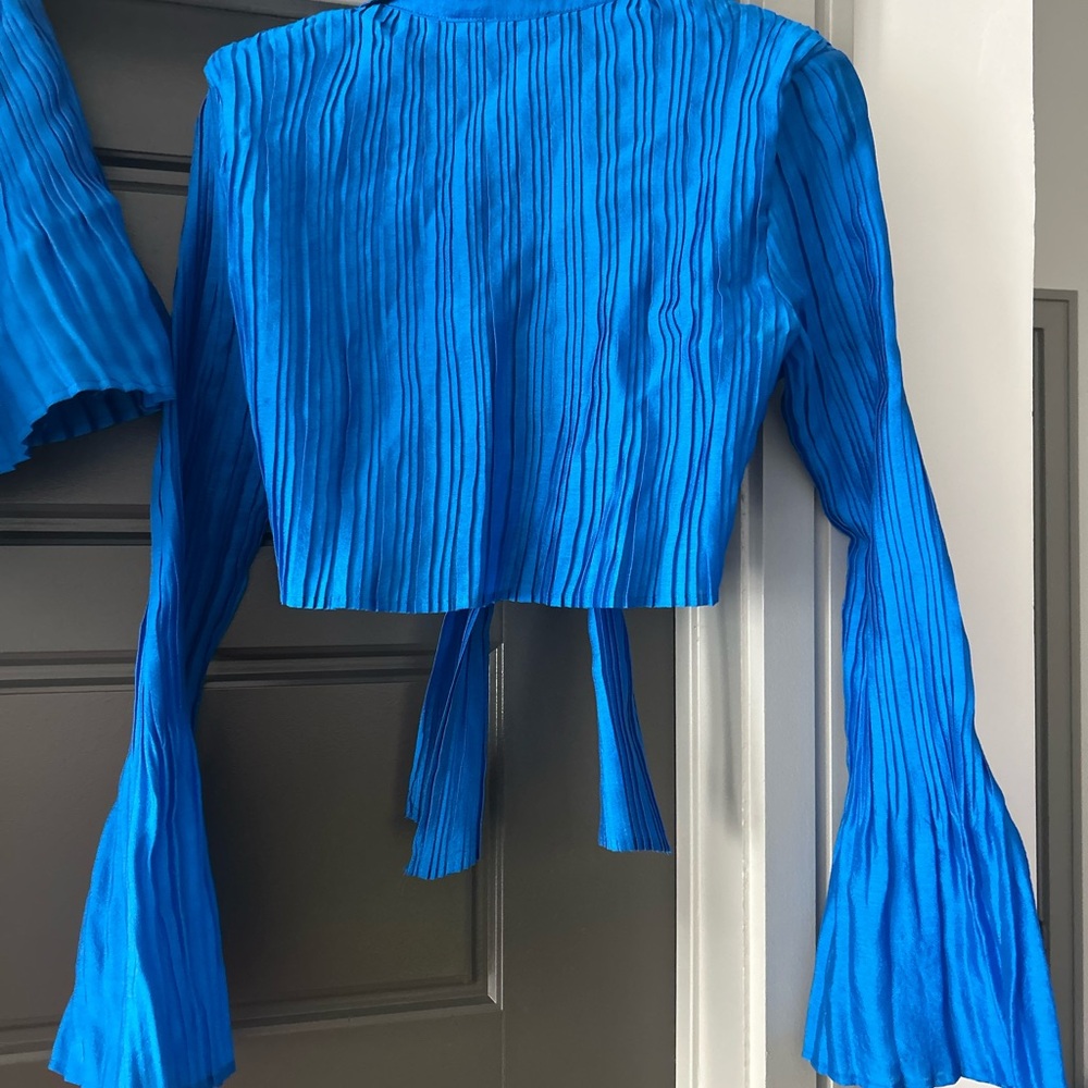 Fashion Nova Vibrant Blue Set - Picture 3 of 11